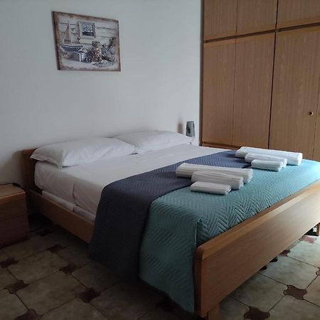 La Lanterna Villa Scoglitti Luaran gambar